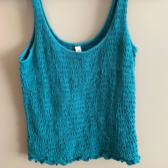 Crop Tank Tops - Picture 5 of 6